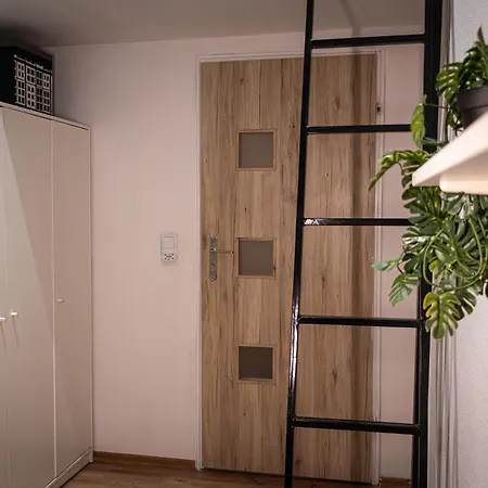 100 Metrow Od Piotrkowskiej I 500 Od Manufaktury Apartmanhotel *