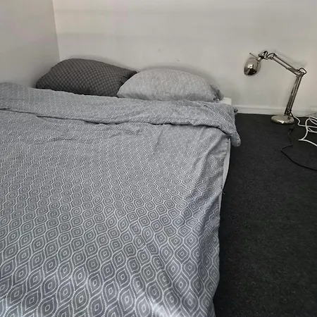 100 Metrow Od Piotrkowskiej I 500 Od Manufaktury